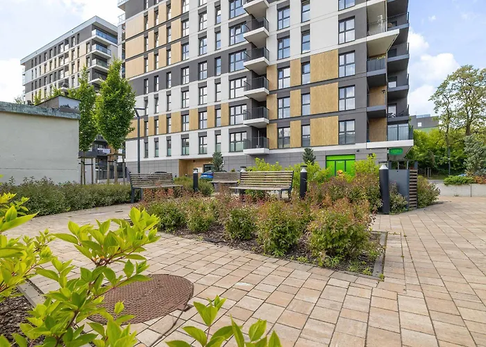 Bright Near The Center Of With Parking By Renters