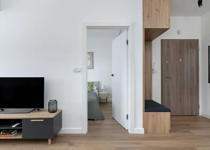 Bright Near The Center Of With Parking By Renters Katowice